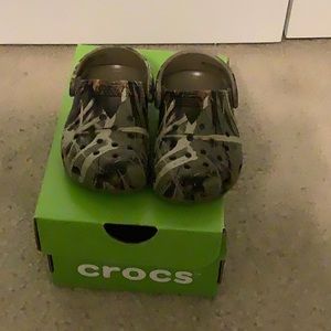 Crocs